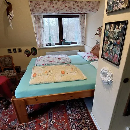 Doppelzimmer Im Einfamilienhaus, Mit Eigenem Bad Und Kuechenbenutzung * Lubeck